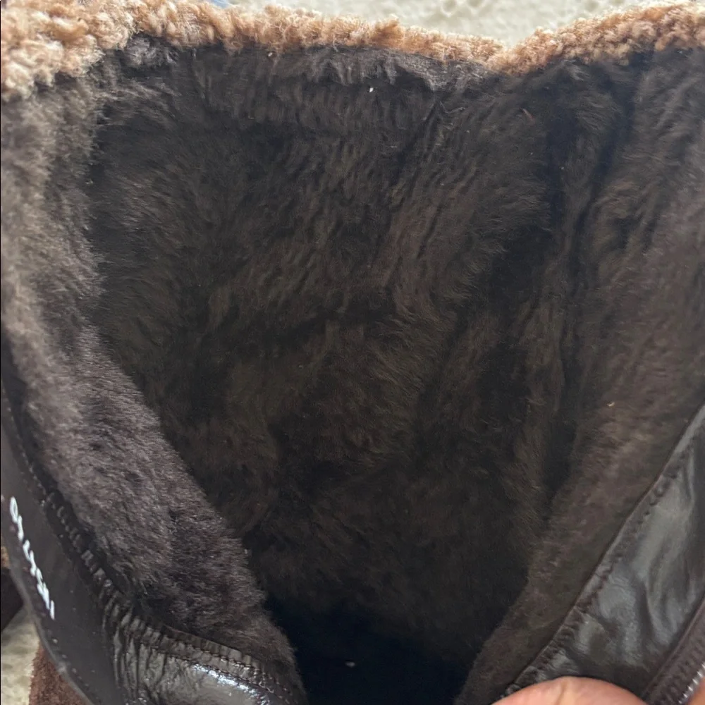 Stuart Weitzman ankle lace up faux shearling‎ fur fleece Suede winter boots Sz 8